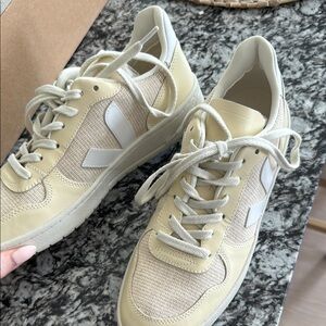 Veja Men's V-10 Jute Sneakers in Cream and White